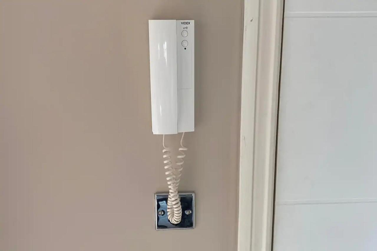 Beautiful Apartment Very Close To The Beach ブライトン エクステリア 写真