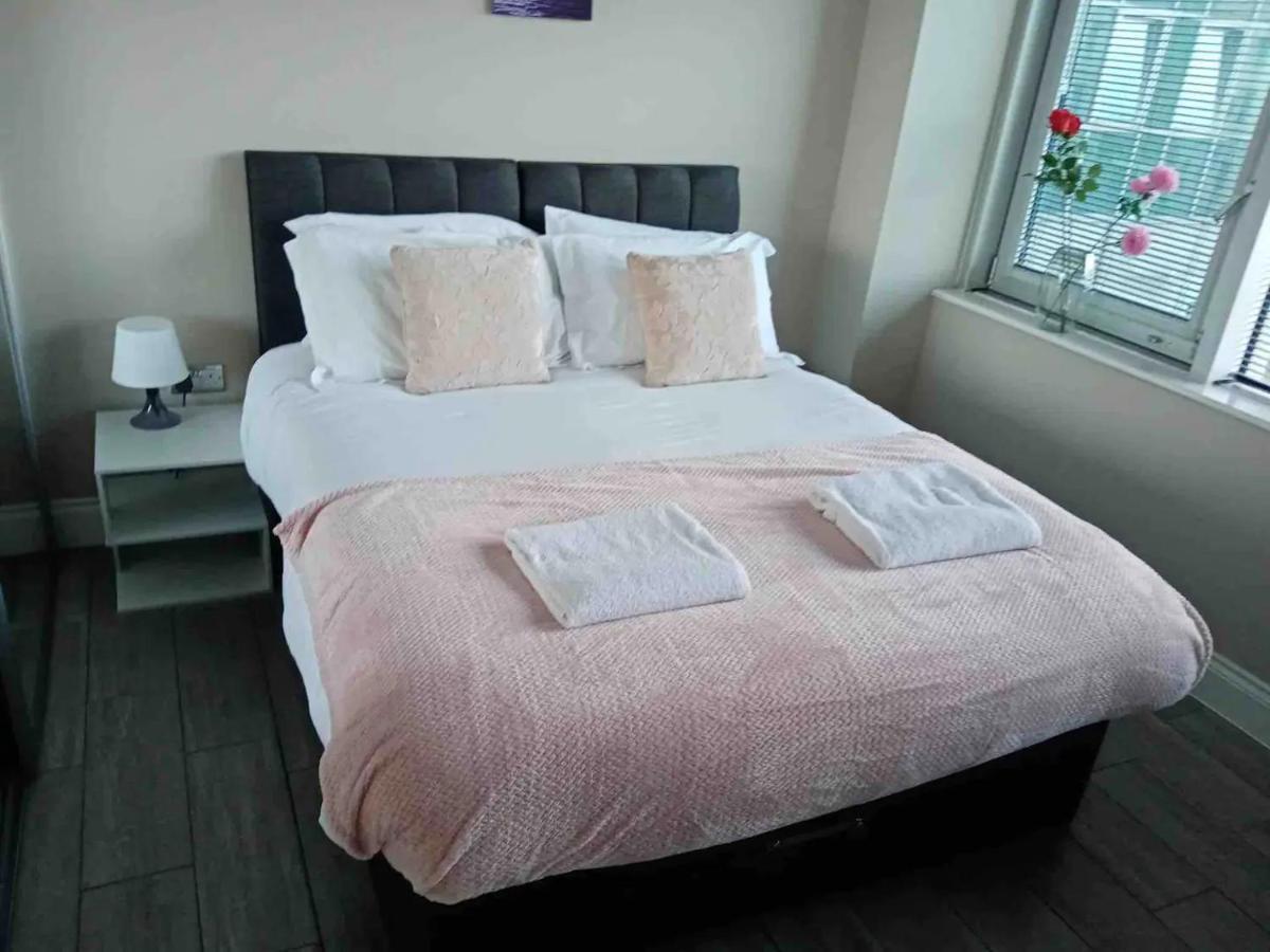 Beautiful Apartment Very Close To The Beach ブライトン エクステリア 写真